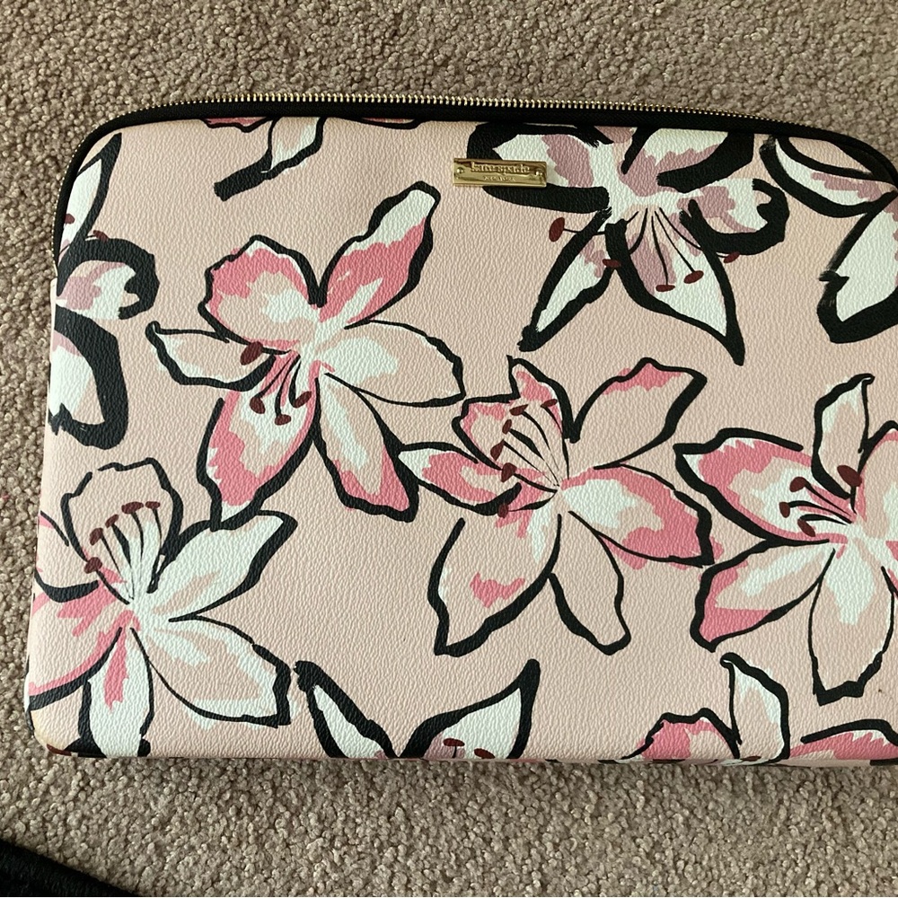 🍂NEW Kate Spade Floral Laptop Sleeve